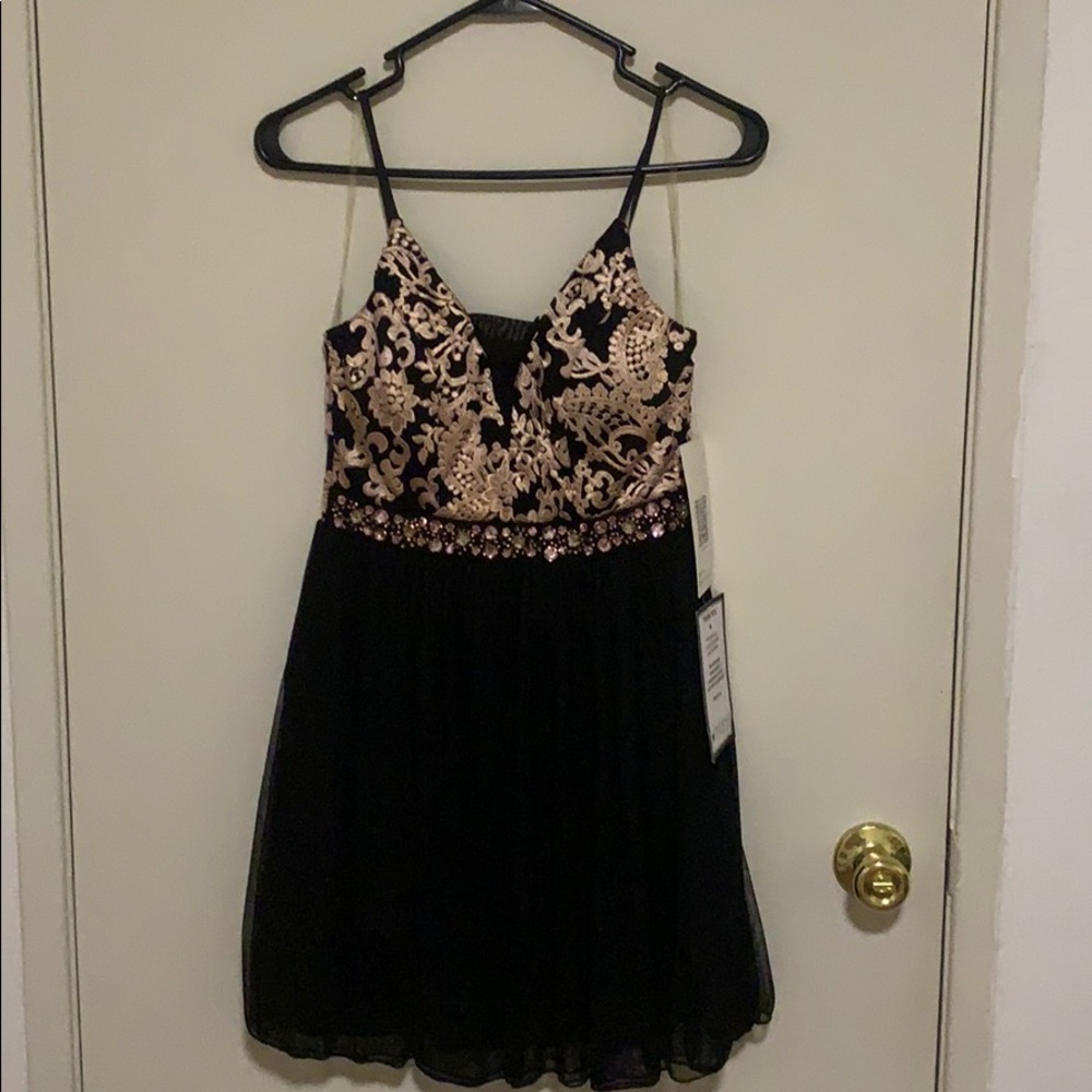 Dress for junior women